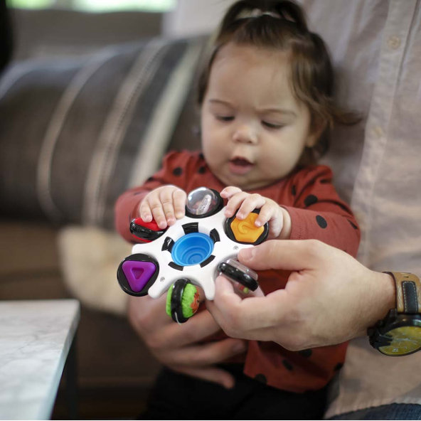 Baby Einstein Curiosity Clutch™ senzorická hračka 3 m+