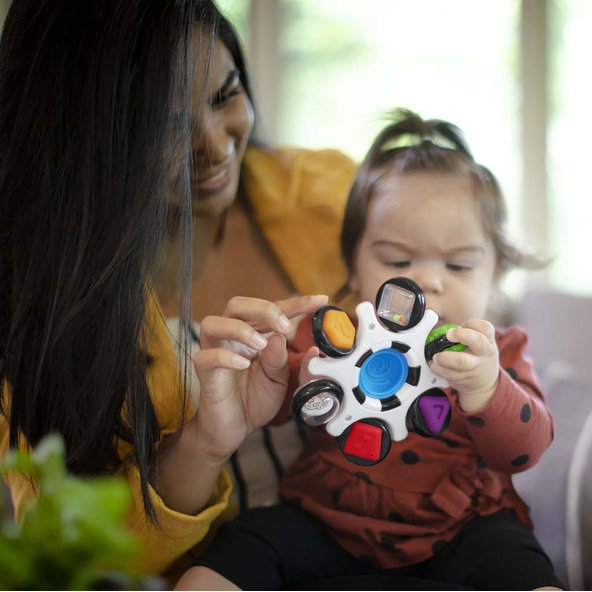 Baby Einstein Curiosity Clutch™ senzorická hračka 3 m+