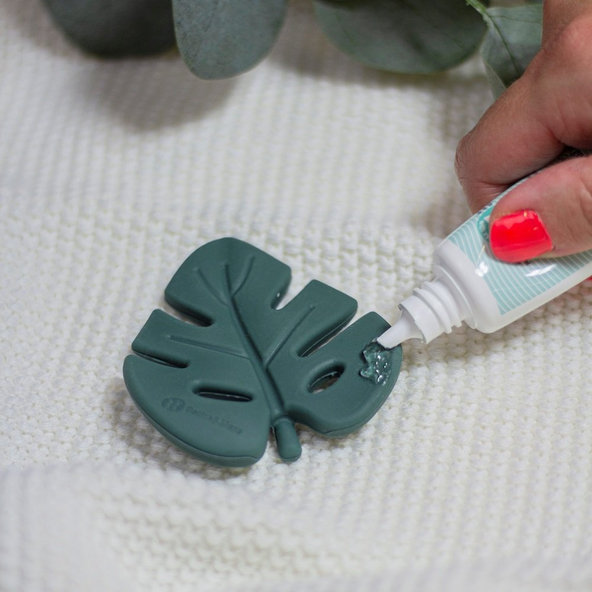 PETITE&MARS silikonové kousátko TAKE&MATCH Misty Green 0 m+