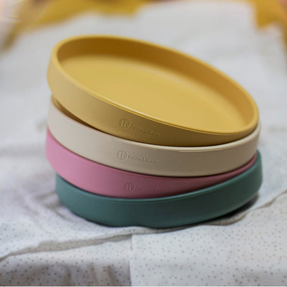 PETITE&MARS silikonový talíř s přísavkou TAKE&MATCH Desert Sand 6 m+