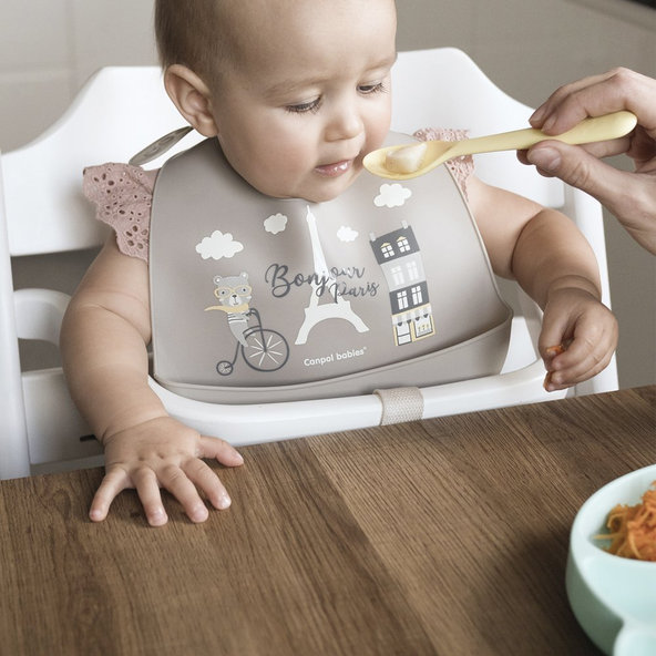 Canpol Babies bryndák silikonový s kapsou Bonjour Paris béžový
