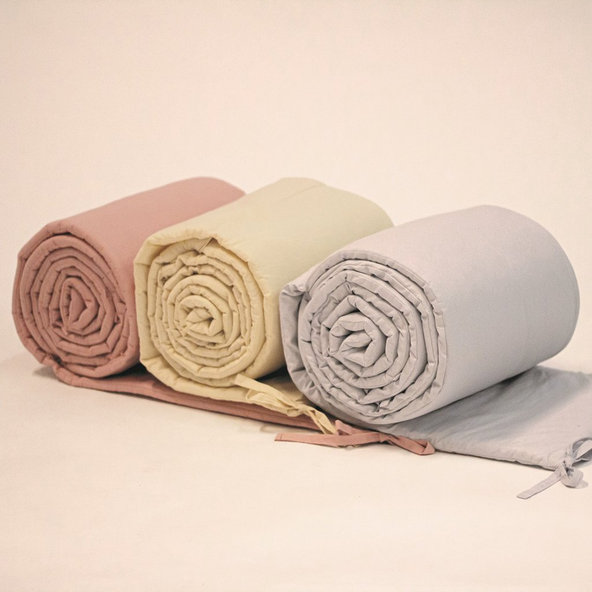 PETITE&MARS mantinel do postýlky Tilly Light Grey 180 cm