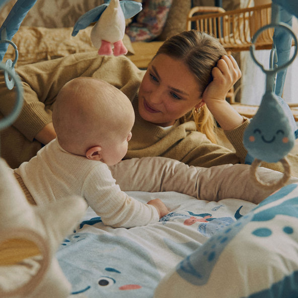 Kinderkraft hracia deka s hrazdičkou Cozyplay Nordic Breeze