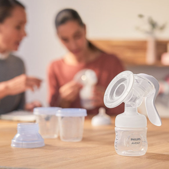 Philips AVENT manuální odsávačka mateřského mléka VIA systém