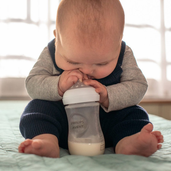 Philips AVENT Natural Response láhev 1 m+ 260 ml