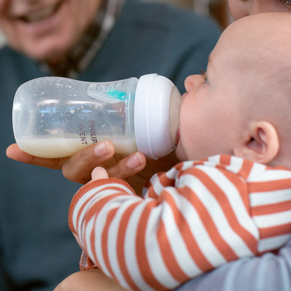Philips AVENT Natural Response láhev s ventilem AirFree 1 m+ 260 ml