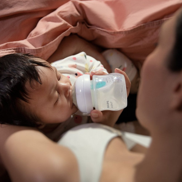 Philips AVENT Natural Response láhev s ventilem AirFree 0 m+ 125 ml