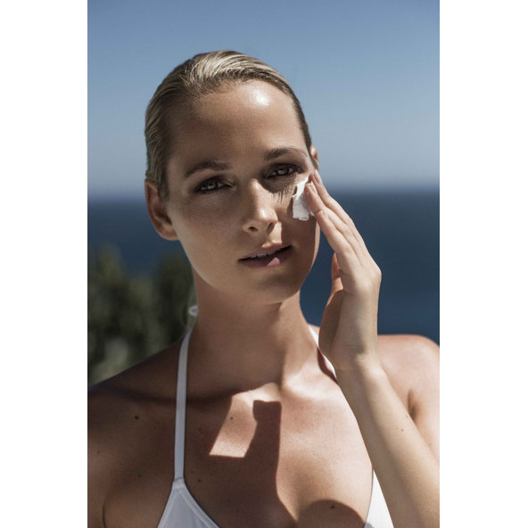EVY Daily Defense Face Mousse SPF 50 celoroční ochrana pleti 75 ml