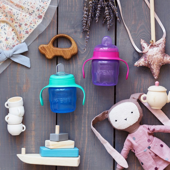 Philips AVENT Klasik hrnek pro první doušky s držadly pro dívky 200 ml