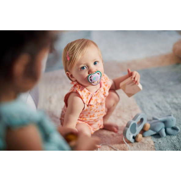 Philips AVENT dudlík Ultra Air 0–6 m sluníčko 1 ks