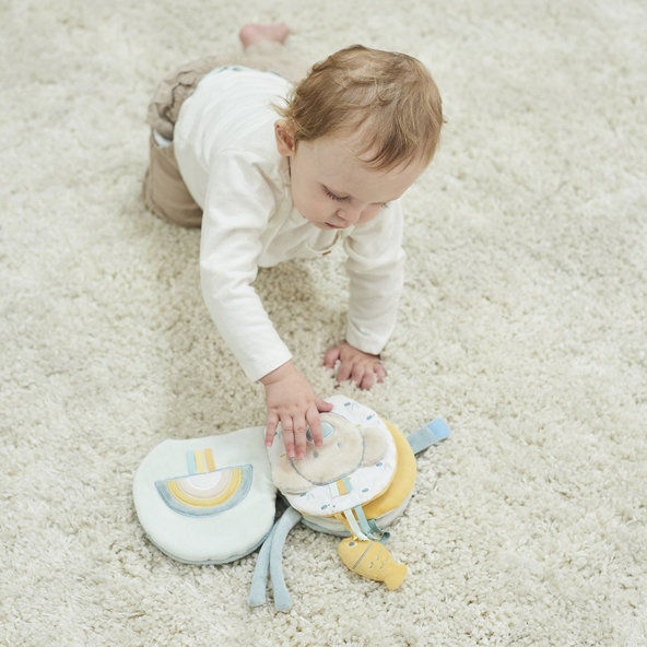 NATTOU Knížka plyšová velryba Sally s aktivitami 14 cm