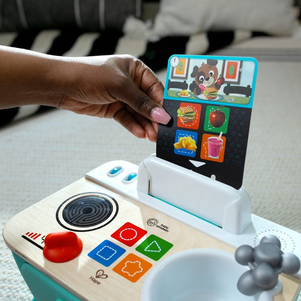 Baby Einstein Magic Touch Kitchen™ Pretend to Cook HAPE kuchyňka 9 m+