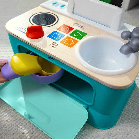 Baby Einstein Magic Touch Kitchen™ Pretend to Cook HAPE kuchyňka 9 m+