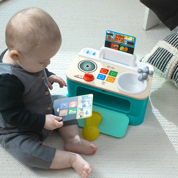 Baby Einstein Magic Touch Kitchen™ Pretend to Cook HAPE kuchyňka 9 m+