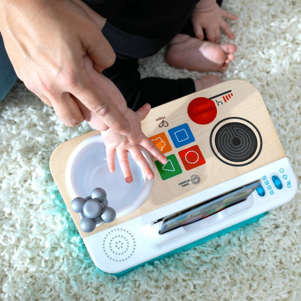 Baby Einstein Magic Touch Kitchen™ Pretend to Cook HAPE kuchyňka 9 m+