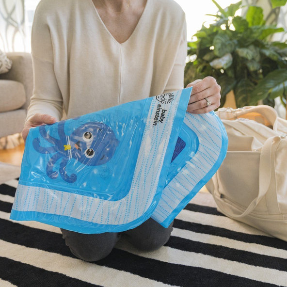 Baby Einstein Opus's Ocean of Discovery™ vodní podložka 58x58 cm 0 m+