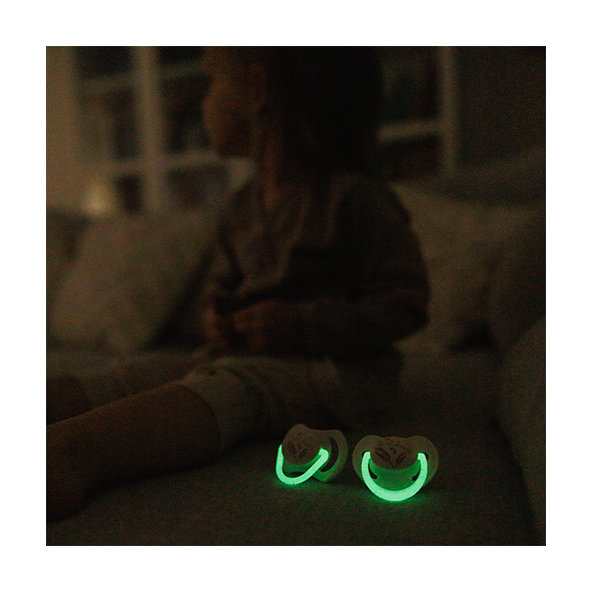 Babyono silikonové symetrické dudlíky 18 m+ 2 ks
