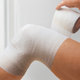 Leukoplast Elastomull Haft bandáž na rány 8 cm × 4 m