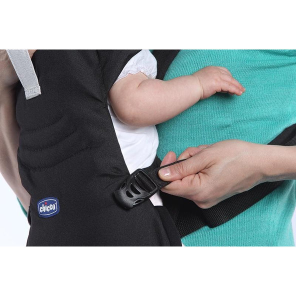 Chicco nosítko pro děti Easy Fit Black Night