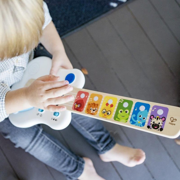 Baby Einstein Strum Along Songs™ Magic Touch™ HAPE gitara 12 m+