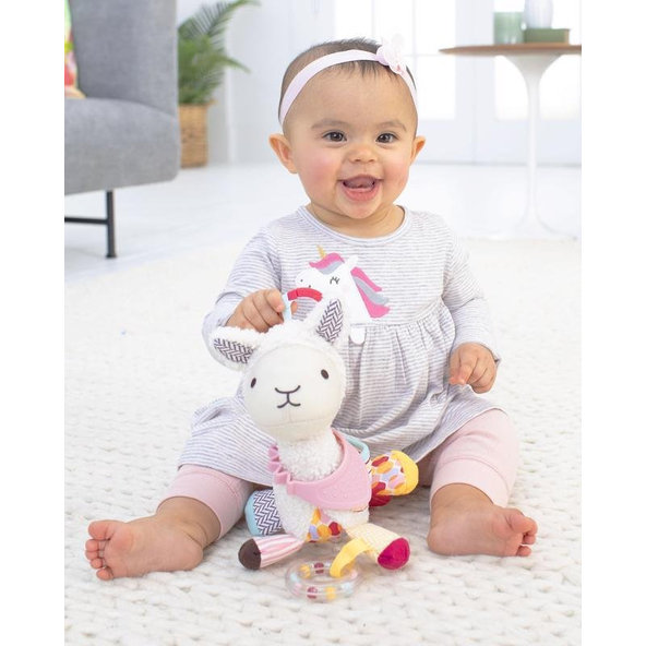 SKIP HOP Bandana Buddies Aktivní hračka na C kroužku Lama 0 m+