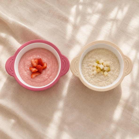 PETITE&MARS Miska keramická se silikonovým obalem Candy Pink