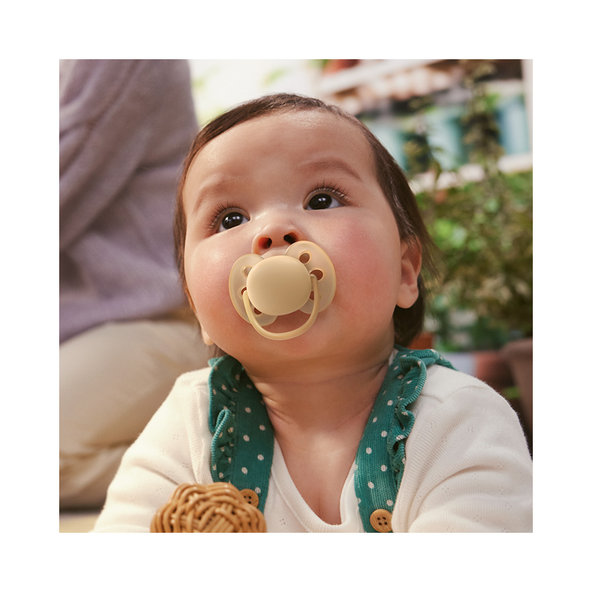 Philips AVENT Dudlík Ultra soft neutral 6-18 m 2 ks