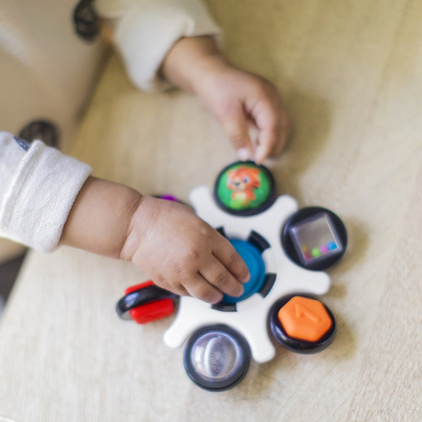Baby Einstein Curiosity Clutch™ senzorická hračka 3 m+