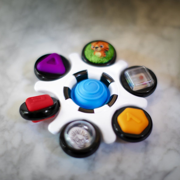 Baby Einstein Curiosity Clutch™ senzorická hračka 3 m+