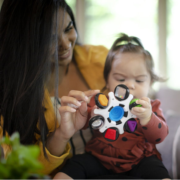 Baby Einstein Curiosity Clutch™ senzorická hračka 3 m+