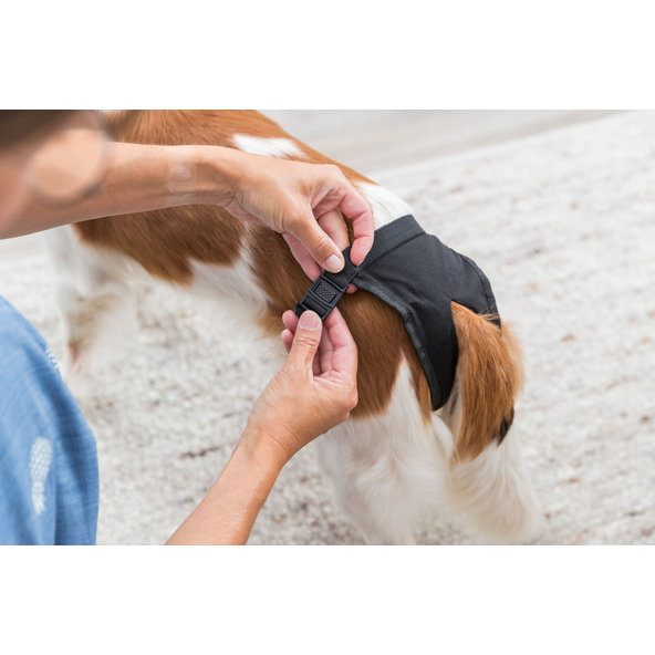 TRIXIE Protective Pants hárací kalhotky pro feny S 24–31 cm