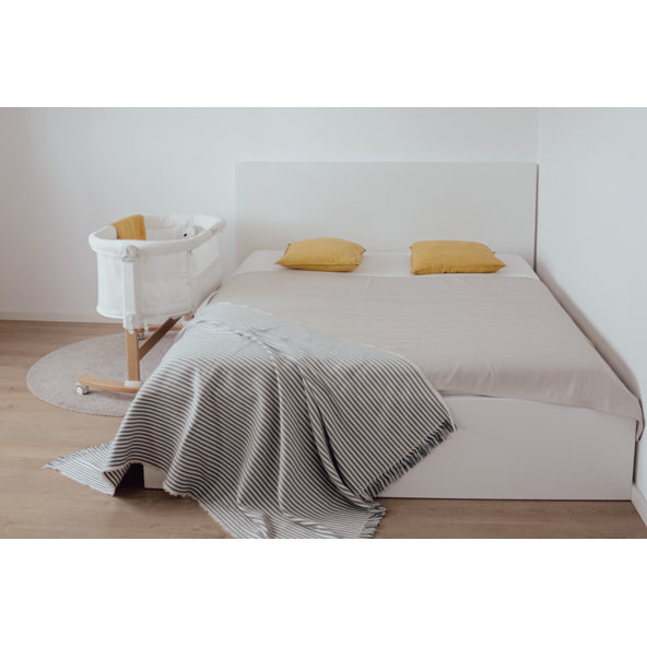 Petite&Mars Glory 2v1 polohovatelná postýlka s kolébkou Mocha Beige