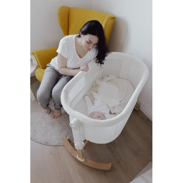 Petite&Mars Glory 2v1 polohovatelná postýlka s kolébkou Mocha Beige