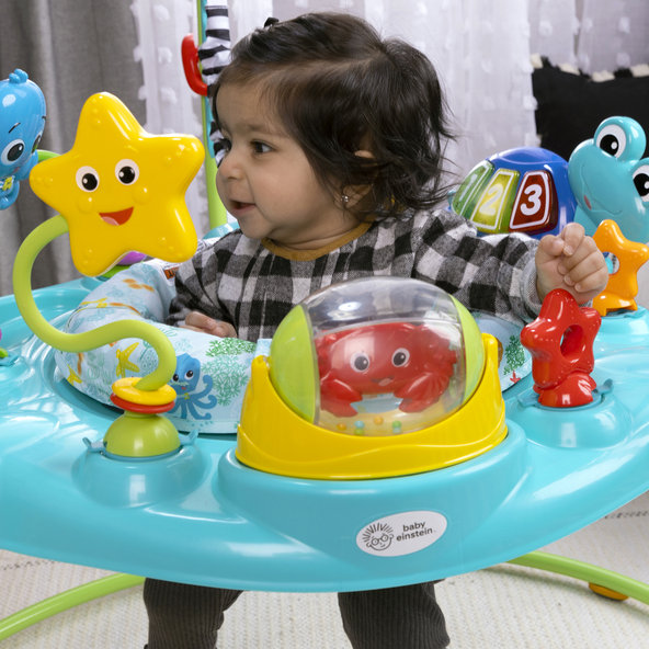 BABY EINSTEIN Skákátko/Aktivní centrum 2v1 Curiosity Cove™ 6m+