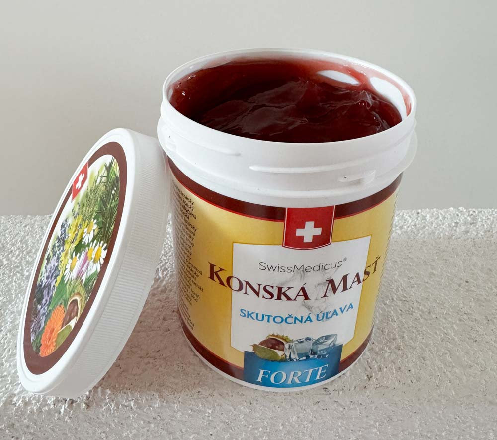  Recenzia konskej masti chladivej forte na bolesť svalov
