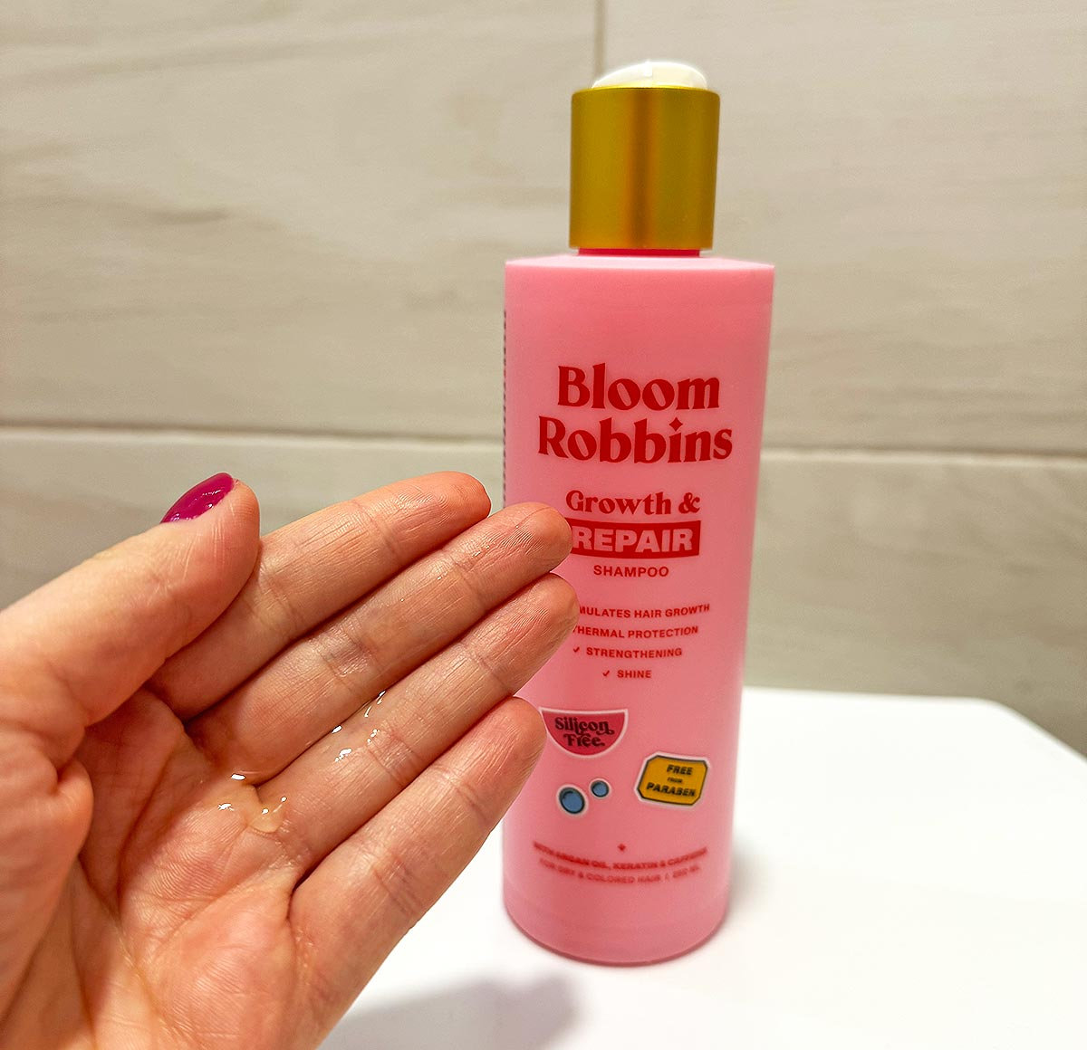  Recenzia Bloom Robbins GROWTH & REPAIR šampón na farbené a poškodené vlasy