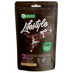 Pamlsek Natures Protection Lifestyle tyčinky z kůže s hovězím masem 75g
