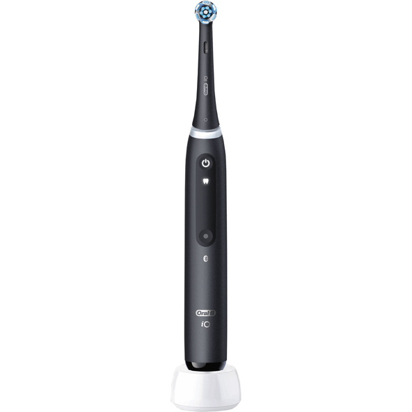 IO Series 4 Matt black kartáček ORAL-B