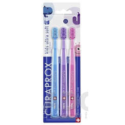 Curaprox CS 5500 Kids Ultrasoft dětský zubní kartáček 3 ks