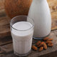 Aroma Almond & Coconut Milk kondicionér pro mastné kořínky 400 ml