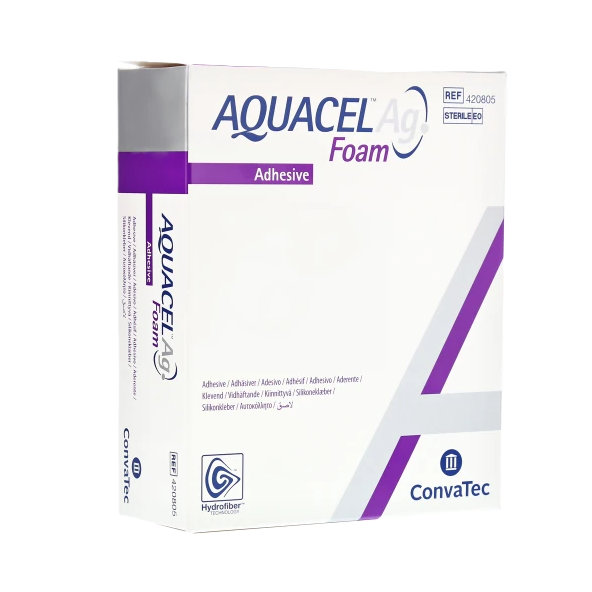 AQUACEL Ag Foam adhezivní pěnové krytí se stříbrem 25 × 30 cm 5 ks
